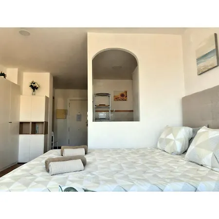 Helios Ii - Free Parking - By Lcdsol * 토레몰리노스