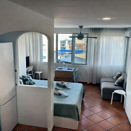 Helios Ii - Free Parking - By Lcdsol