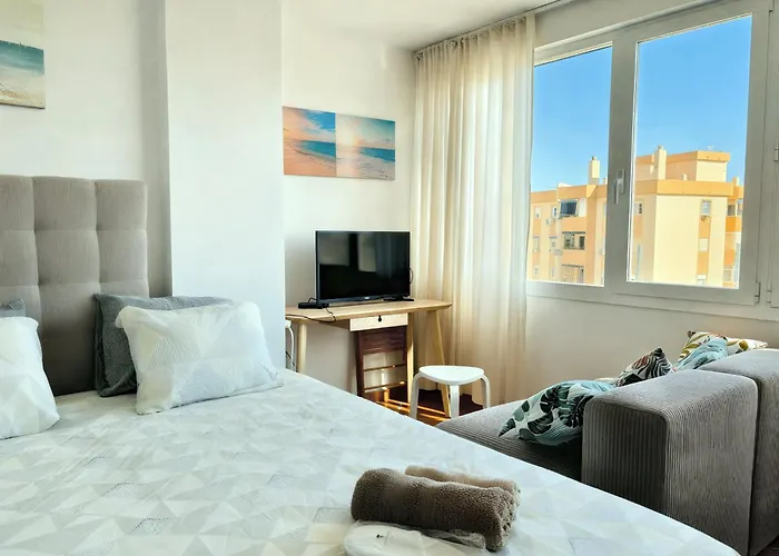 Apartment Helios Ii - Free Parking - By Lcdsol Torremolinos
